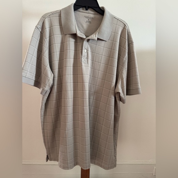 Van Heusen | Shirts | 4 Mens Good Van Heusen Studio Xl Off White Ivory ...